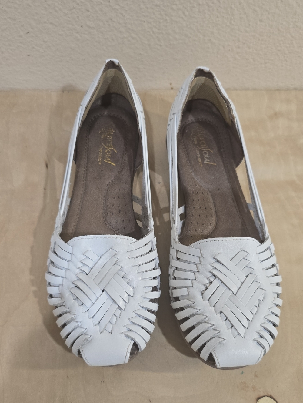 Natural Soul White Woven Leather Huarache Flats